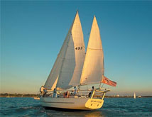 darwin sailing