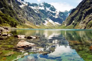 Tips For Travelling New Zealand Lake Marian